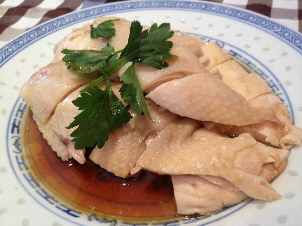 Приснилось вареное мясо — толкование сна по сонникам