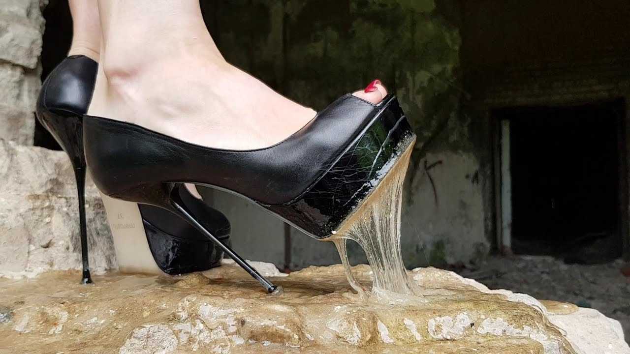 Что значит по соннику ходить на каблуках