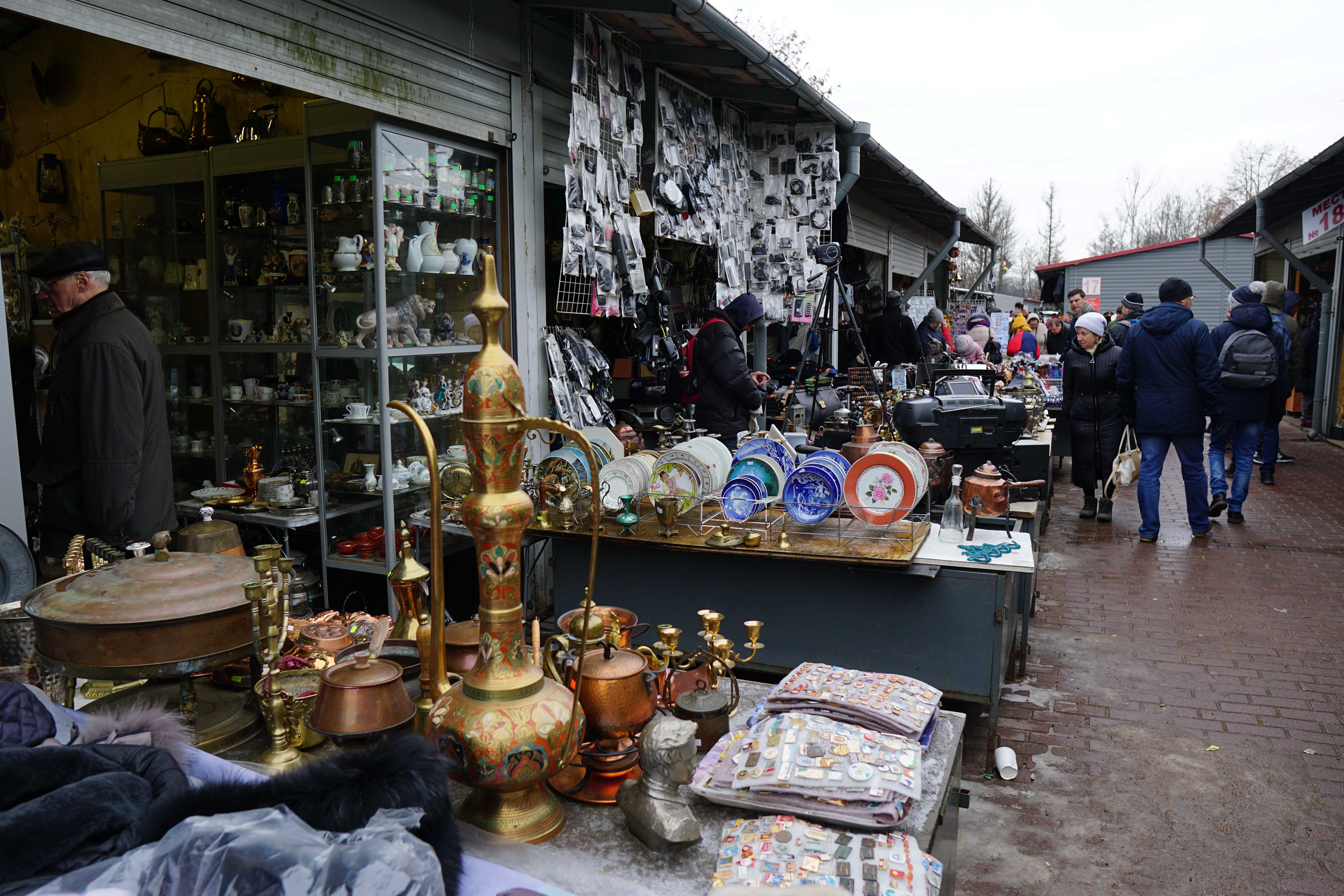 Блошиные рынки в московской области: где найти сокровища и антиквариат
